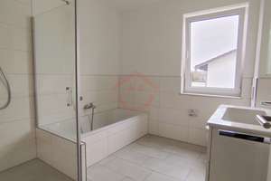 Neubau Doppelhaushälfte, Erstbezug in Lich - Muschenheim – Die vollständige Adresse der Immobilie erhältst du vom Anbieter., 35423 Lich – Vorschaubild 15
