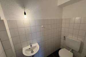 Geräumige 2 Zimmerwohnung mit Balkon - frisch saniert!! – Gerhart-Hauptmann-Straße 2, 47226 Rheinhausen-Mitte, Duisburg – Vorschaubild 8