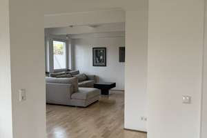 Großzügige, helle ca. 170qm:  5 Zimmer Wohnung mit Balkon, 4.OG, Aufzug in Rüttenscheid – Kortumstr xxx, 45130 Rüttenscheid, Essen – Vorschaubild 6