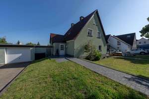 Renovierte Doppelhaushälfte mit Garten und Garage in zentrumsnaher Lage von Lünen – Die vollständige Adresse der Immobilie erhältst du vom Anbieter., 44536 Mitte, Lünen – Vorschaubild 2