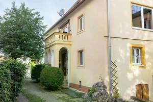 Historisches Anwesen mit Parkgarten: Repräsentatives Raumwunder in Oettingen – 86732 Oettingen in Bayern – Vorschaubild 1