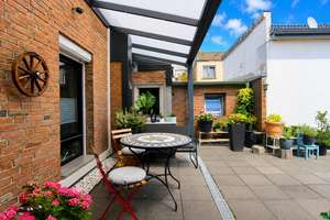 Modernisiertes Einfamilienhaus mit Photovoltaikanlage, Balkon, Kamin und zwei Bädern – Die vollständige Adresse der Immobilie erhältst du vom Anbieter., 50997 Rondorf, Köln – Vorschaubild 2