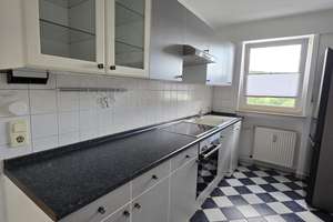 Teilmöbilierte 3-Zimmer-Wohnung in Auringen – Die vollständige Adresse der Immobilie erhältst du vom Anbieter., 65207 Auringen, Wiesbaden – Vorschaubild 2