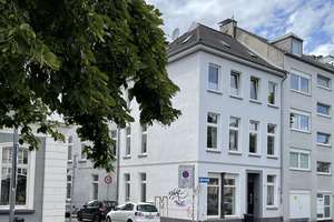 Apartment mit separatem Schlafbereich auf dem beliebten Westwall in Krefeld – Die vollständige Adresse der Immobilie erhältst du vom Anbieter., 47798 Stadtmitte, Krefeld – Vorschaubild 1