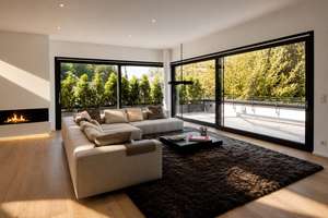 Exklusives Neubau-Penthouse mit Klimatisierung in ruhiger Wohnlage