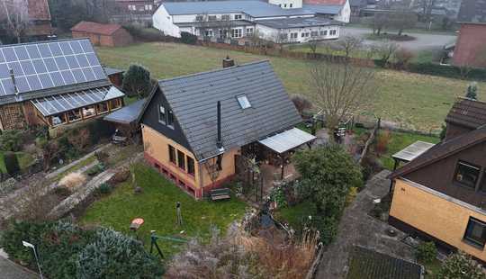 Bild von Liebevoll ausgebautes freistehendes Einfamilienhaus provisionsfrei, wegen Umzug zu verkaufen