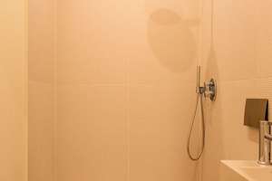 HOMESK - Erstbezug nach Sanierung! 4-Zimmer Altbau mit je Balkonen und Bädern im Prenzlauer Berg – Schönfließer Straße 2, 10439 Prenzlauer Berg, Berlin – Vorschaubild 28