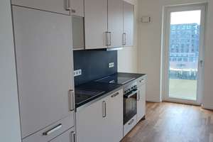 Moderne 3-Zimmer-Wohnung mit Balkon und Wasserblick direkt am Baakenhafen! – Versmannstraße 36, 20457 HafenCity, Hamburg – Vorschaubild 2