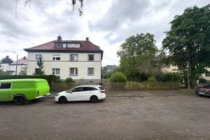 Sanierungsbedürftige Doppelhaushälfte in beliebter Wohnlage