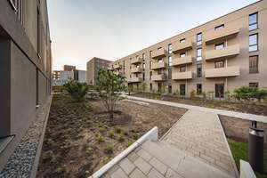 Helle 2-Zimmer-Wohnung mit Balkon – barrierefreie Objektgestaltung - provisionsfrei – Glindowseestr. 30, 13599 Haselhorst, Berlin – Vorschaubild 1