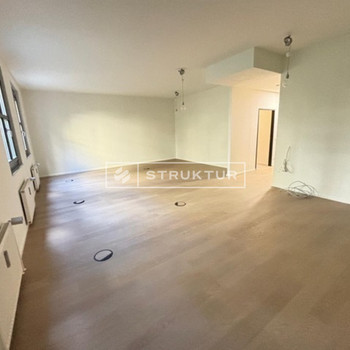 SCHÖNES & RUHIGES BÜRO - in Mitte - 1. OG