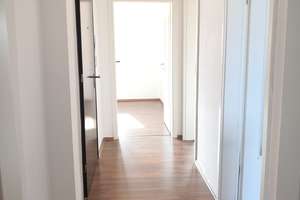 Freundliche 2-Zimmer-Wohnung für ruhige Mieter in Duisburg – Weserstraße 11, 47137 Untermeiderich, Duisburg – Vorschaubild 8