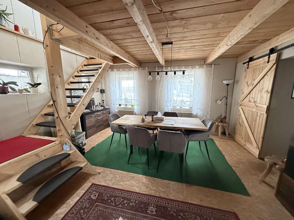 Immobilie in Spiegelau - Teilrenoviertes Zweifamilienhaus Ausbaustufe 1 mit kleinem Garten - Bild 1