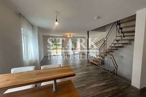 **Modernes Reihenendhaus mit viel Platz-familienfreundliche Lage**
