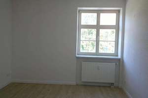 Freundliche 4-Raum-Wohnung mit EBK und Blick ins Grüne in Stadtfeld-Ost erwartet Sie! – Schleiermacherstr. 9, 39108 Stadtfeld Ost, Magdeburg – Vorschaubild 17