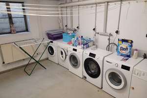 Stilvolle 3-Zimmer-Wohnung mit neuer Inselküche, TG und Balkon – Waldtruderinger Straße 58, 81827 Waldtrudering, München – Vorschaubild 10