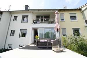 Sofort wohlfühlen: 5-Zi.-RMH mit großem Garten in Sprockhövel – Ennepe-Ruhr-Kreis – Vorschaubild 1