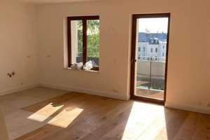 Zweitbezug! Hochwert. DG 3-Zi. mit Wa., Du., Westbalkon, EBK & Parkett in Uni und-Zentrumsnähe!  – Zietenstraße 77, 9130 Sonnenberg, Chemnitz – Vorschaubild 8