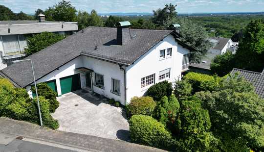 Bild von freistehendes Mehrfamilienhaus in Bestlage von privat ! Frankfurt Bergen-Enkheim