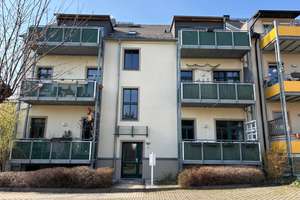 Saniertes Mehrfamilienhaus in Chemnitz mit Balkonen, Stellplätzen und neuer Heizungsanlage – Die vollständige Adresse der Immobilie erhältst du vom Anbieter., 9131 Ebersdorf, Chemnitz – Vorschaubild 2