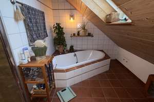 Exklusives Zweifamilienhaus in Premiumlage – Wohnen auf höchstem Niveau – Die vollständige Adresse der Immobilie erhältst du vom Anbieter., 97653 Bischofsheim an der Rhön – Vorschaubild 12