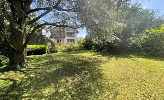 Toplage, Villen-Grundstück, 1.157qm, 2-Familienhaus, Karlsruhe-Grötzingen, € 995.000,-