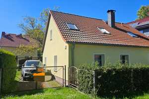 Günstiges, modernisiertes 5-Zimmer-Einfamilienhaus mit EBK in Heidesee, OT Kolberg Heidesee – Dorfplatz 3, 15754 Dahme-Spreewald (Kreis) – Vorschaubild 1