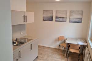 Möblierte 2-Zimmer-Penthouse-Wohnung inkl. Küchenzeile und Klimaanlage  -  in TOPLAGE # 22.1 – Friedrichstraße 61, 50676 Altstadt/Süd, Köln – Vorschaubild 7