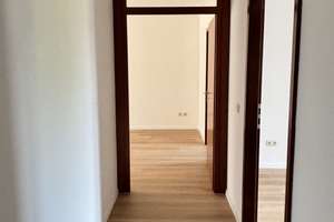 Renovierte Wohnung für Singles oder Paare – Am Ardey 5, 45134 Rellinghausen, Essen – Vorschaubild 3