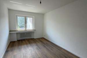 Schöne 2 Zimmer  Wohnung in Düsseldorf Lierenfeld *kein Balkon vorhanden