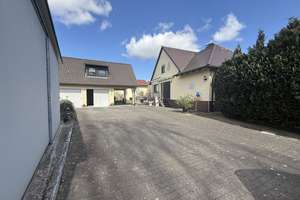 Großzügiges Einfamilienhaus mit Pool und großen Garten – Die vollständige Adresse der Immobilie erhältst du vom Anbieter., 91186 Büchenbach – Vorschaubild 4