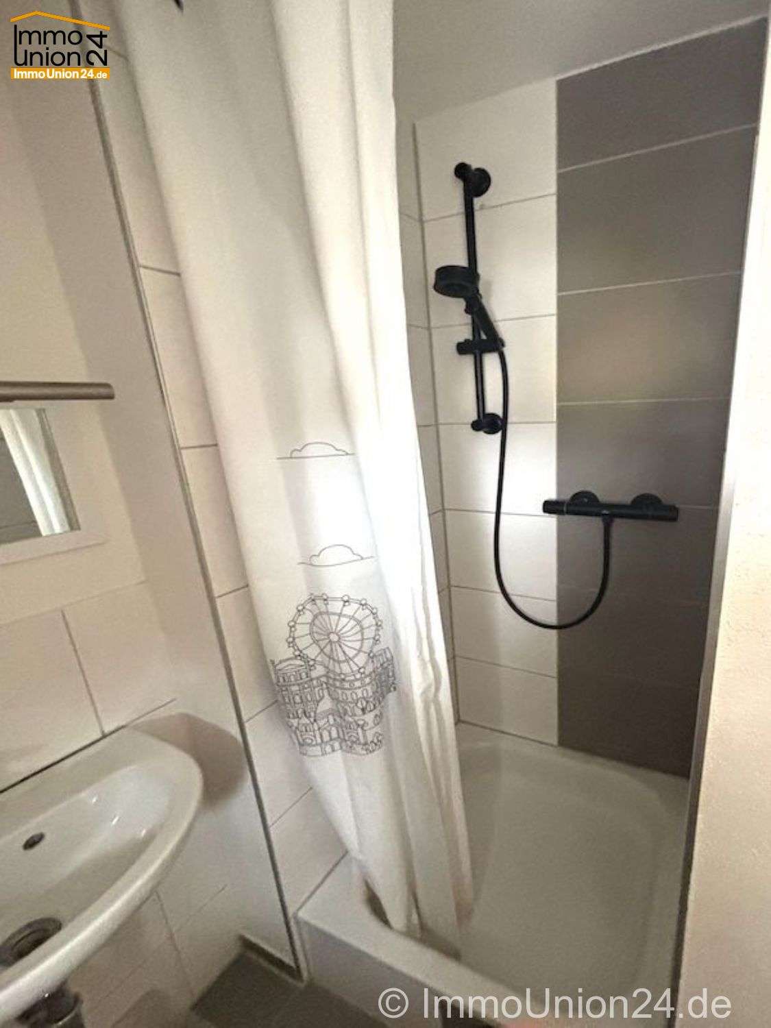 Immobilie in Strullendorf - 389.000 EUR für 3-Familienhaus mit Nebengebäude für Kleingewerbe und Garage - Bild 1