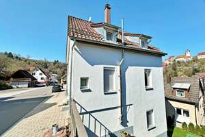 FAMILIENTRAUM - Gepflegtes EFH mit Einliegerwohnung, Terrasse, Garten uvm. – Die vollständige Adresse der Immobilie erhältst du vom Anbieter., 72213 Altensteig – Vorschaubild 4