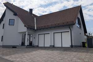 -Maklerfrei- Top gepflegtes, komfortables Familienhaus mit nachhaltiger Technik und Traumgarten – Die vollständige Adresse der Immobilie erhältst du vom Anbieter., 95497 Goldkronach – Vorschaubild 4
