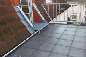Attraktive 4-Zimmer Dachgeschosswohnung mit Balkon in Osnabrück Innenstadt – Die vollständige Adresse der Immobilie erhältst du vom Anbieter., 49074 Innenstadt, Osnabrück – Vorschaubild 2