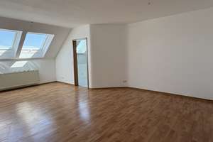 Alltagstaugliche 3 Zimmer in Gelnhausen – Die vollständige Adresse der Immobilie erhältst du vom Anbieter., 63571 Gelnhausen – Vorschaubild 2