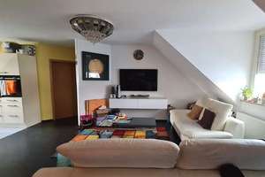 Dachgeschosswohnung in der Südstadt! – Die vollständige Adresse der Immobilie erhältst du vom Anbieter., 90443 Steinbühl, Nürnberg – Vorschaubild 1