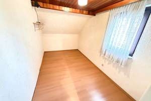 * * * OF-Bürgel - top Lage * * *
Gemütliches 1-Familienhaus mit Garage – 63075 Bürgel, Offenbach am Main – Vorschaubild 18