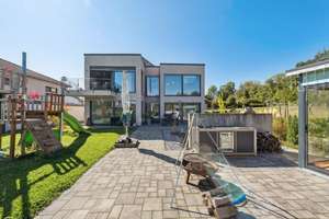 Außergewöhnliche Architektenvilla mit Luxus-Ausstattung. Vollständig barrierefrei – Die vollständige Adresse der Immobilie erhältst du vom Anbieter., 54662 Speicher – Vorschaubild 1