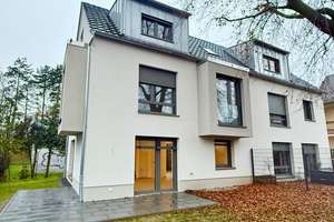 Familientraum in Darmstadt – großzügige DHH mit Garten