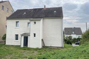 Modernes Einfamilienhaus zum Ausbau - Freie Wahl der Ausstattung für individuelles Wohnen – Die vollständige Adresse der Immobilie erhältst du vom Anbieter., 2708 Löbau – Vorschaubild 2