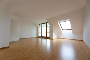 Gutes und langfristiges Invest: 5-Zimmer-Dachgeschosswohnung in Aachen – Großheidstraße 48, 52080 Haaren, Aachen – Vorschaubild 2