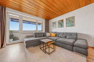 Über den Dächern von Haar - helle 2-Zimmer-Wohnung für Jung & Alt mit Lift und Alpenblick! – Die vollständige Adresse der Immobilie erhältst du vom Anbieter., 85540 Haar – Vorschaubild 1
