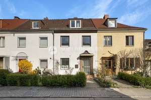 Fliegerviertel: 6-Zimmer-Reihenhaus mit 151m² Grundfläche und 120m² Garten! – Kleineweg 51, 12101 Tempelhof, Berlin – Vorschaubild 8