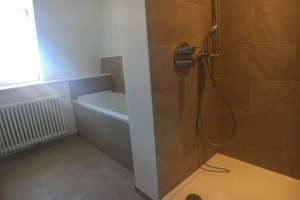 Top ausgestattete 2-ZI-Wohnung im Stilaltbau mit Fahrstuhl in zentraler und verkehrsgünstiger Lage – 67063 Nord-Hemshof, Ludwigshafen am Rhein – Vorschaubild 6