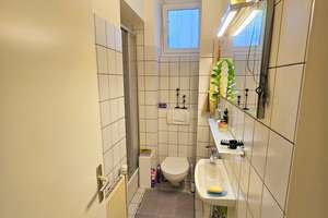 Gemütliche große 1 Zimmer Altbauwohnung mit Wohnküche - zentral in Sachsenhausen – 60594 Sachsenhausen-Nord, Frankfurt am Main – Vorschaubild 13