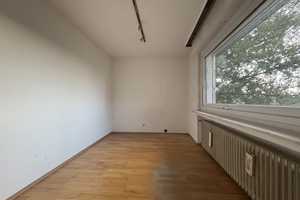 Neues Heim, Glück allein: Freistehendes Einfamilienhaus in idyllischer Lage in Düsseldorf-Unterbach – Düsseldorf – Vorschaubild 17