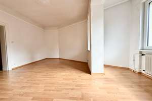 +++Bezugsfreie, lichtdurchflutete 2-Zimmer-Altbau-Wohnung mit Gemeinschaftsgarten+++ – Gersdorfstraße 71, 12105 Mariendorf, Berlin – Vorschaubild 5