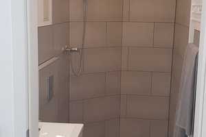Charming Furnished 2 rooms apartment in Charlottenburg – Kamminer Str. 4, 10589 Berlin – Vorschaubild 7