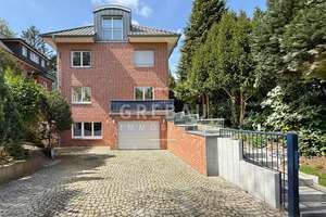 Großes Familienhaus mit Einliegerwohnung, Sauna, Garage und herrlichem Garten – Die vollständige Adresse der Immobilie erhältst du vom Anbieter., 22587 Blankenese, Hamburg – Vorschaubild 5